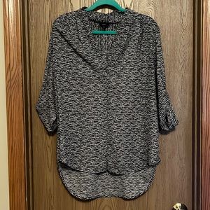 Mossimo Black & White Tunic - XL